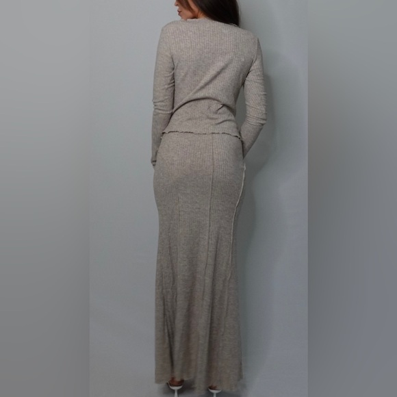 Knit Maxi Skirt in Oat - Picture 2 of 2
